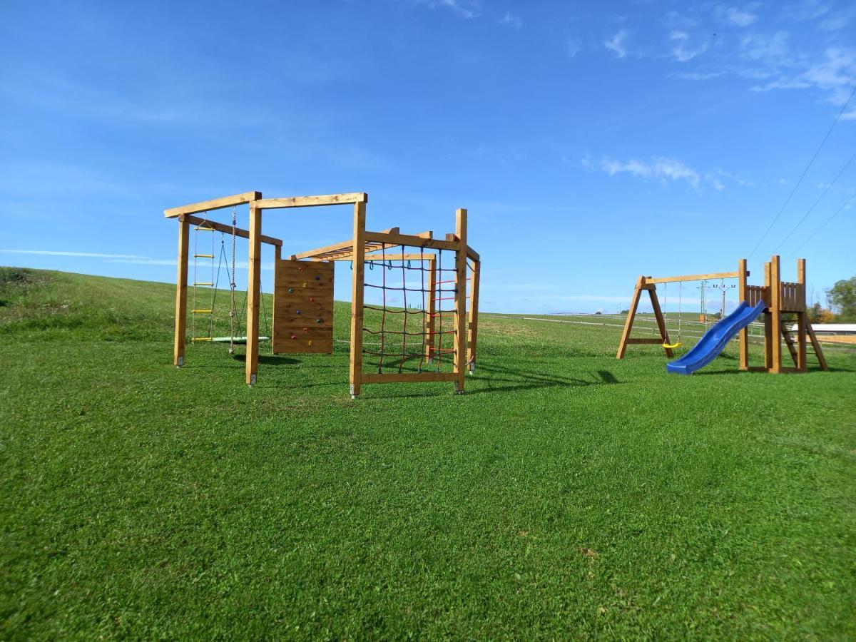 Liptovský Mikuláš Apartmany Tatry Ziarce מראה חיצוני תמונה